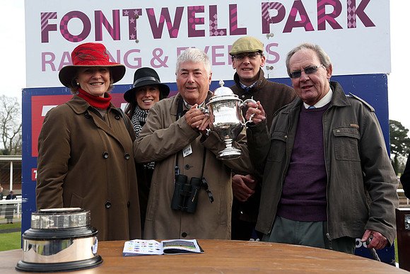 Race1_23rd_Feb_Fontwell14